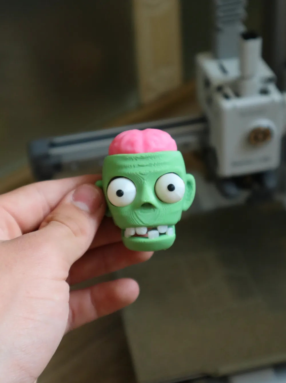 kıpır kıpır zombi anahtarlık