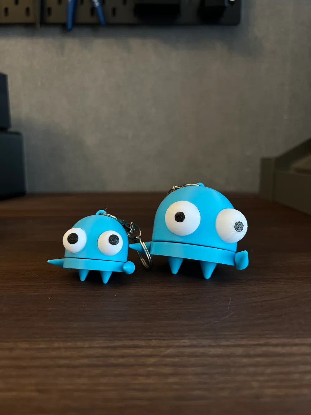 Sevimli R.E.P.O. Repo video oyunundan anahtarlık