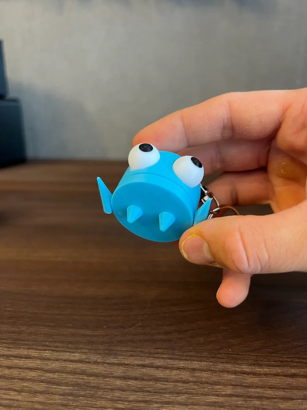 Sevimli R.E.P.O. Repo video oyunundan anahtarlık