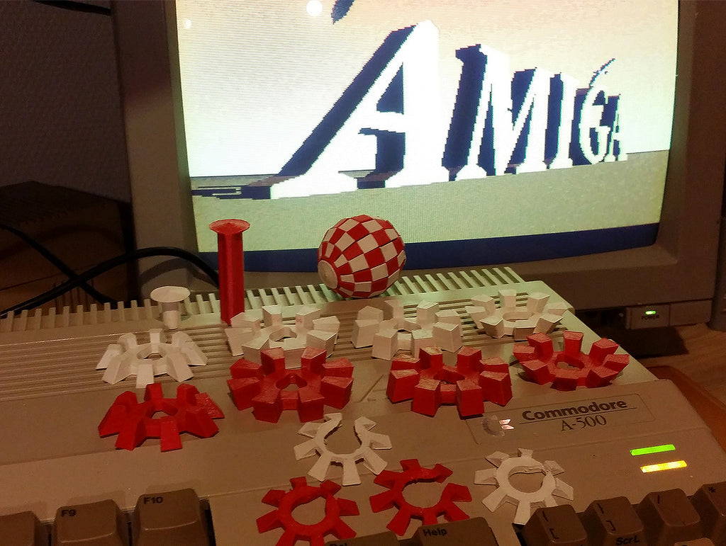 "Amiga" Topu - Tek kafalı yazıcıyla basılabilir iki renkli top. Tutkal yok.